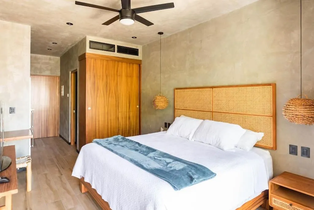 Super Loft Near The Beach In Tuk Tulum Apartment