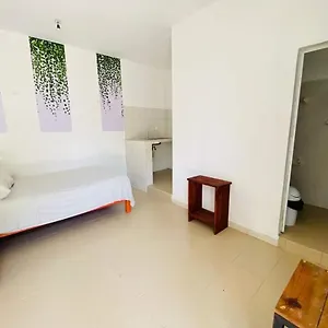 Cuartos Yax Muul Apartamento